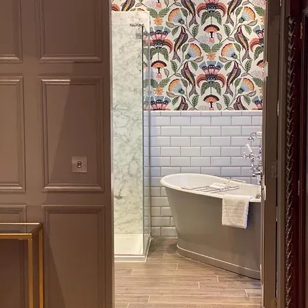 The Raeburn Edinburgh