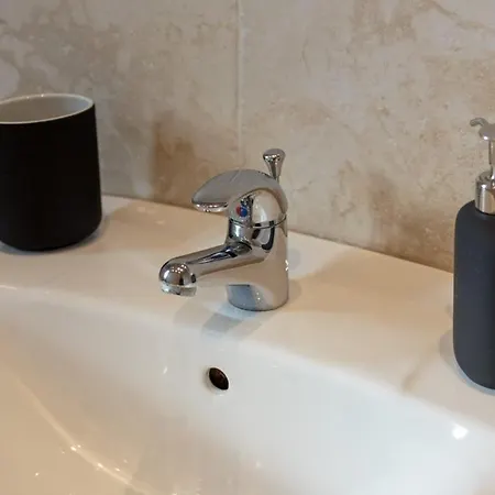 Appartement Gorgeous 3-bed Flat, 15 Minutes To Centre