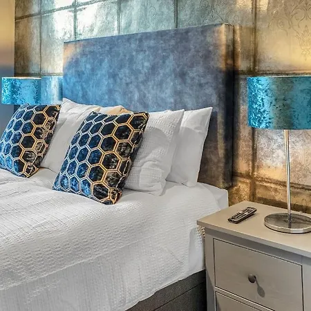 公寓 Boutique Modern Royal Mile Sleeps 4 爱丁堡