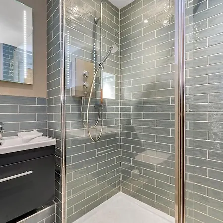 Boutique Modern Royal Mile Sleeps 4 爱丁堡