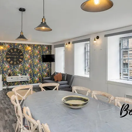 Vosges - Royal Mile 5br-2ba - Free Parking & Private Entrance By Bonjour Residences