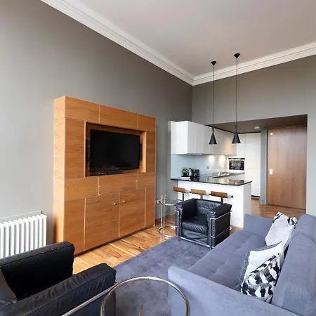 Joivy Stunning Flat Near Castle *
