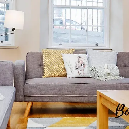 Appartamento New Town Main Door 3br-3ba - Free Parking & Patio By Bonjour Residences *