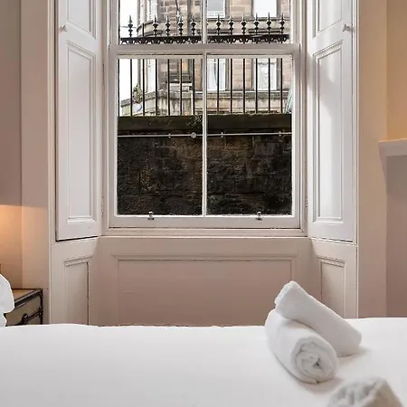 St. Germain - Spectacular West End 2br-1ba, Near Haymarket - Private Entrance & Courtyard By Bonjour Residences 公寓 *