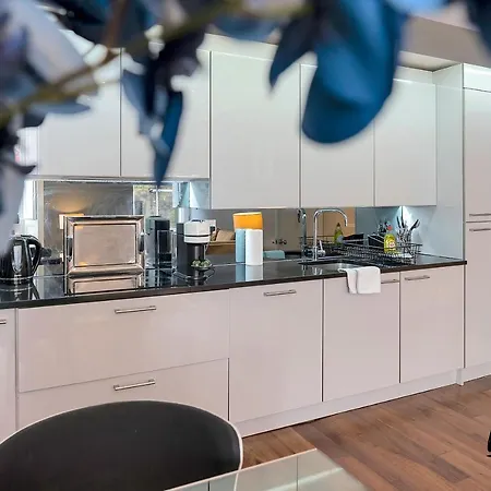 St. Germain - Spectacular West End 2br-1ba, Near Haymarket - Private Entrance & Courtyard By Bonjour Residences 公寓 爱丁堡
