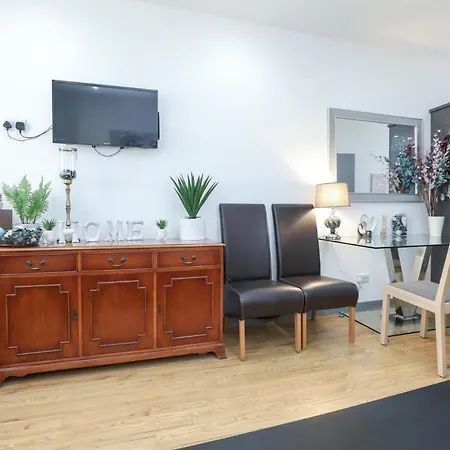 Thistle St Modern 3 Bedroom In Centre