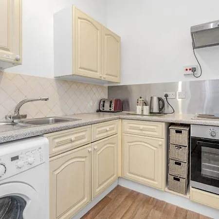 Bright And Quiet * Edynburg