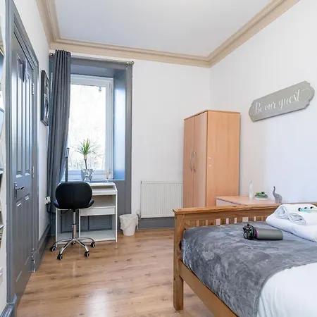 Deluxe In Ediburgh Centre - Excellent Location *