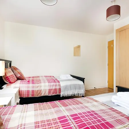 Panoramic City Views Apartment, Abbey Lane *