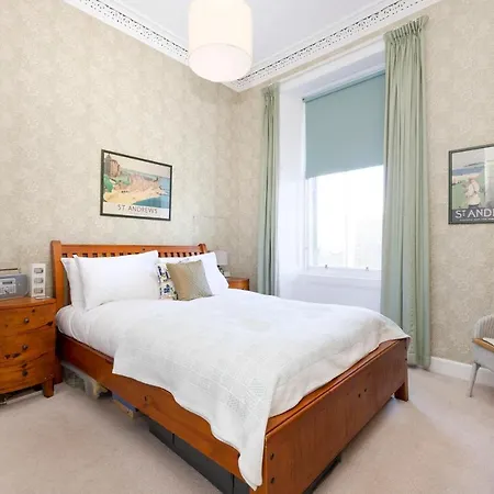 Altido Splendid Flat Near The Centre Apartament