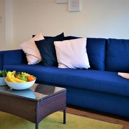 Peaceful, Lovely And Modern, Entire House Semesterbostad *