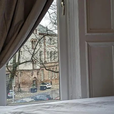 Huge In The City Lägenhet *