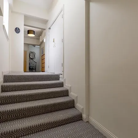 爱丁堡目的地南边公寓 * 爱丁堡