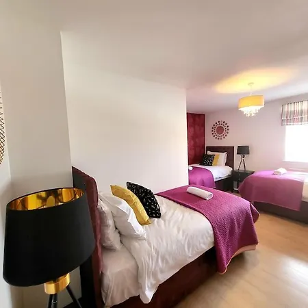 Beautiful Ocean Drive Apt-7 Beds * Edynburg