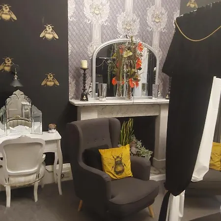 East Claremont 4* エディンバラ