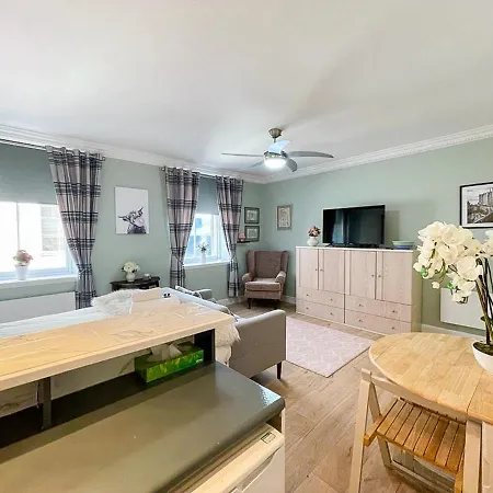 Snug On The Grassmarket, 5mins From Castle * Edinburg