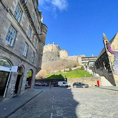 Snug On The Grassmarket, 5mins From Castle Lägenhet Edinburg