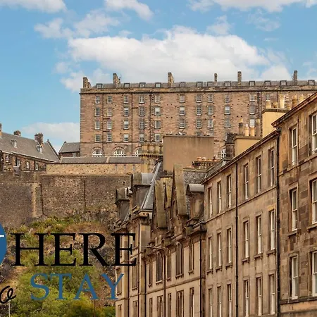 Stylish 2bed Underneath Castle *