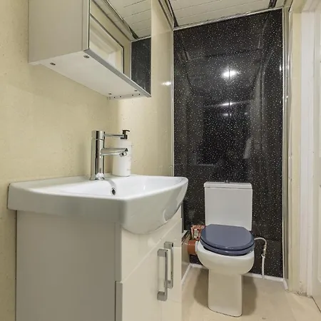 Contemporary 3 Bed City Centre - Ensuite Apartmán Edinburgh