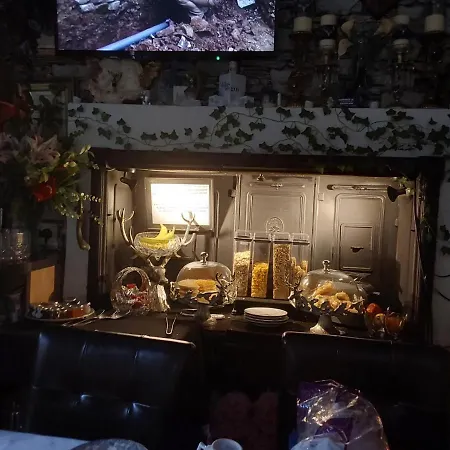 East Claremont Guest house