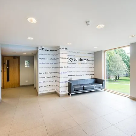 Summer At The Of Apartment *