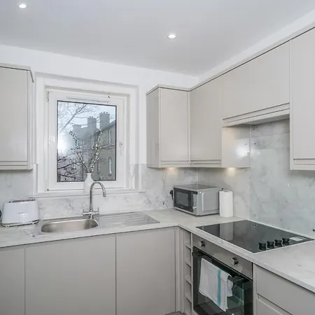 Pass The Keys Cosy And Spacious 2 Beds Flat With - Free Parking Edinburgh