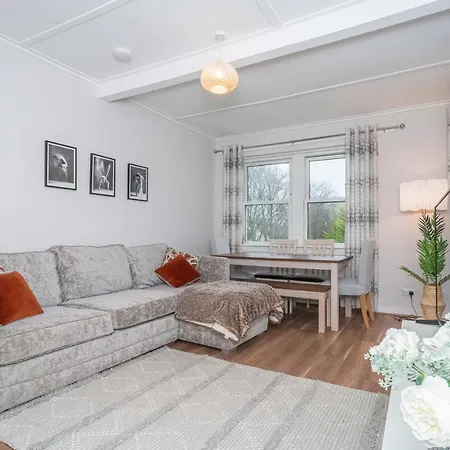 Pass The Keys Cosy And Spacious 2 Beds Flat With - Free Parking * Edinburgh