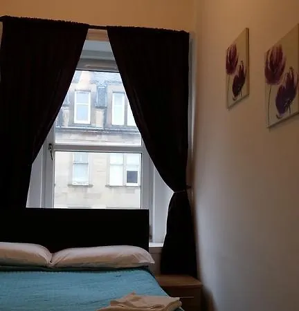 Central Apartments Edinburgh *