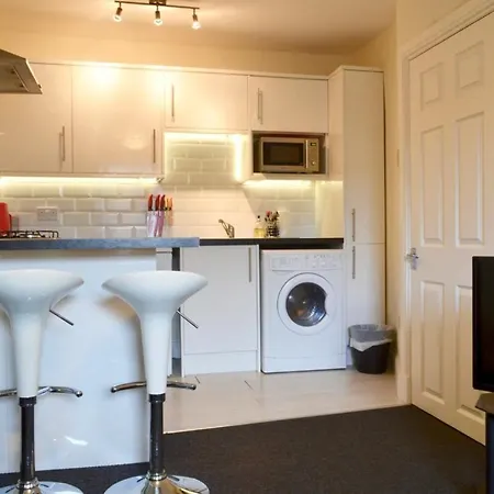 Cosy Bright And Modern 1 Bedroom Centre Flat Edinburgh