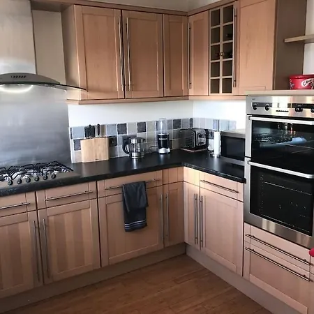 Fabulous New Town Flat *