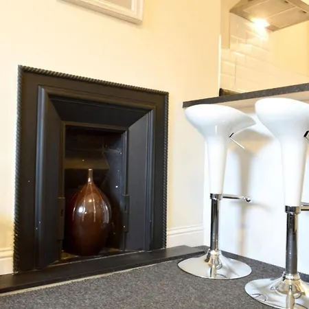 Cosy Bright And Modern 1 Bedroom Centre Flat