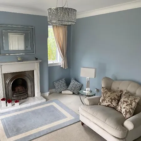 Gorgeous Family 15 Mins From City Centre