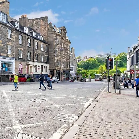 Stylish 1 Bedroom דירה