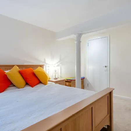 Campbells Close Apartment * Edinburgh