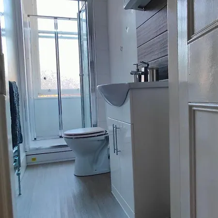 The Butterfly Apartment, Lägenhet *