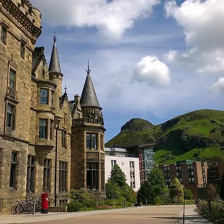 Apartment Summer At The Of Edinburgh