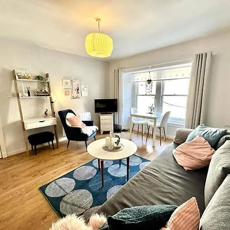 Centre Hidden Hideout For 2 * Edinburgh