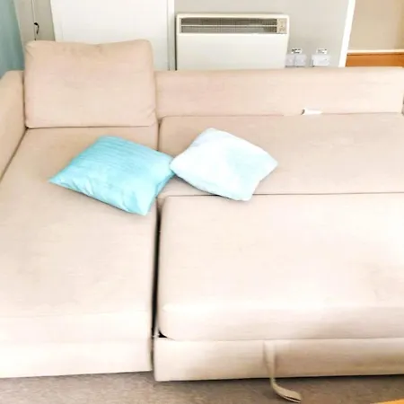 One Bedroom Websters Land Flat - Grassmarket * Edinburgh