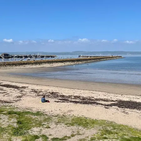 Corinthian Quay