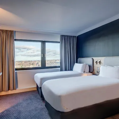 Otel Express West By Ihg