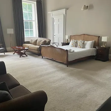 Private Guest In Georgian Townhouse In Centre Rum i privatbostad Edinburg