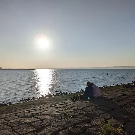 Peaceful Oasis By The Sea * Edinburgh