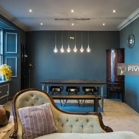 Luxurious In Edinburgh's Old Town Apartment Edinburgh