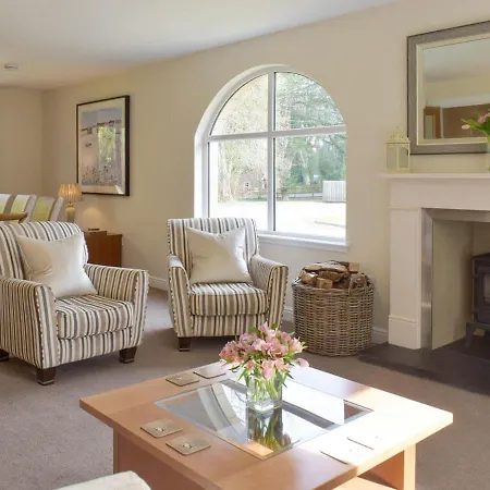 Estate At Carberry Tower Vakantiehuis Edinburgh