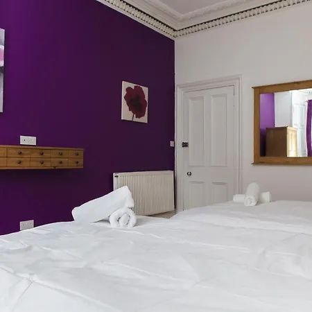 Апартаменты My Meadows, Centre Apartment, Sunny&spacious *