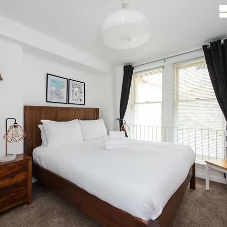 Lady Wynd - 1 Bed *