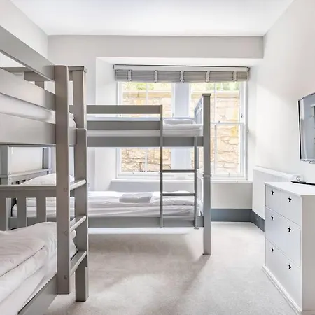 Immaculate 3 Bed With Private Entrance In Inverleith Apartmán *