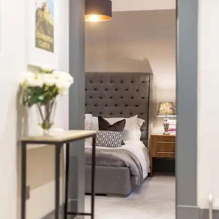 Apartmán Immaculate 3 Bed With Private Entrance In Inverleith *