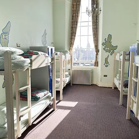 Hostel Castle Rock