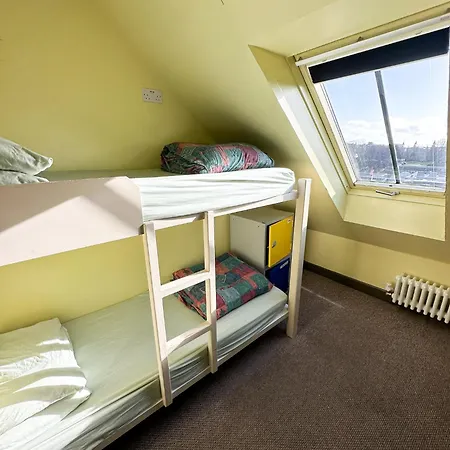 Hostel Castle Rock *